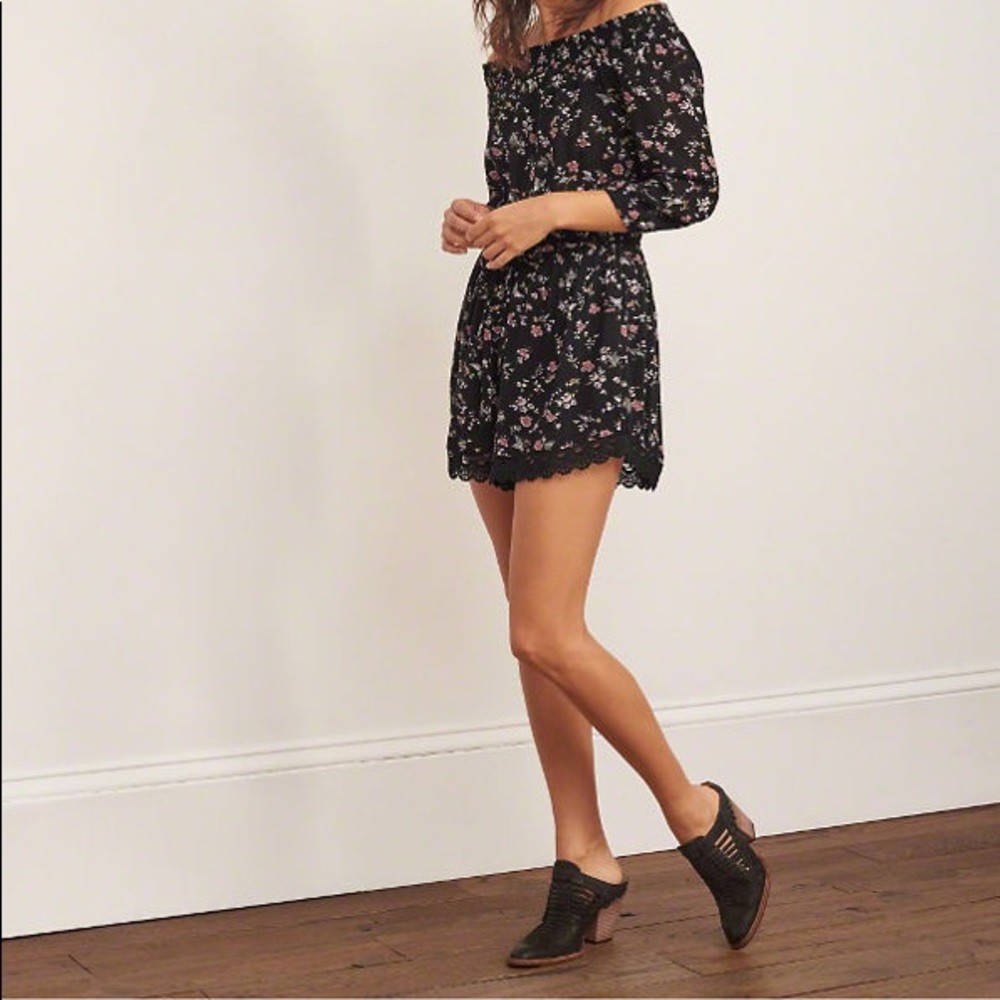 Abercrombie & Fitch Floral Romper